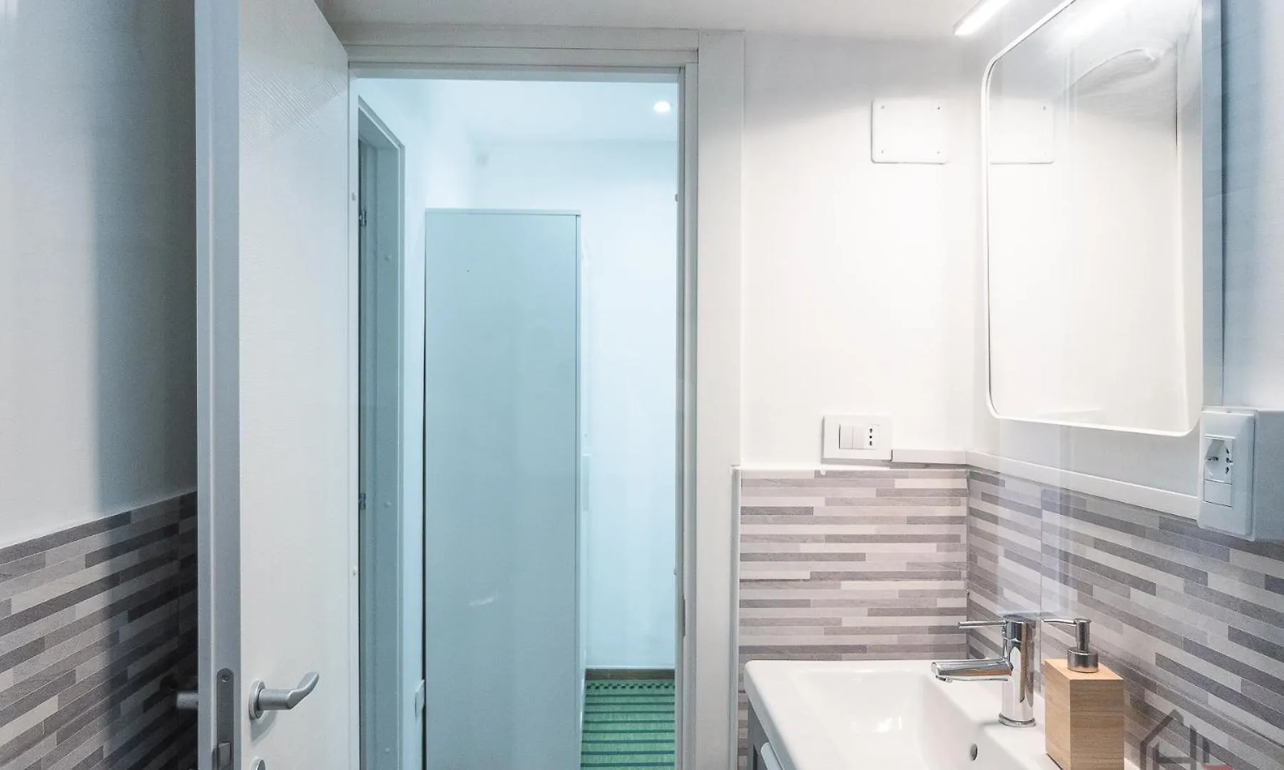 Apartment Prince Suite - Trains 4 Min - Ac - Super Wifi Genoa